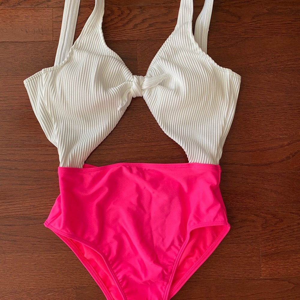 Swim suit one piece -XS-New with Tags